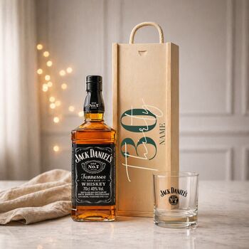 Personalised 30th Birthday Whisky Gift Set With Custom Lid, 3 of 11