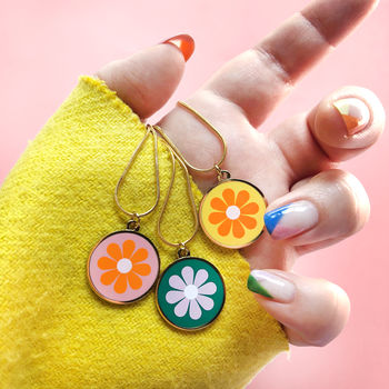Retro Style Summer Flower Pendant Necklace, 2 of 6