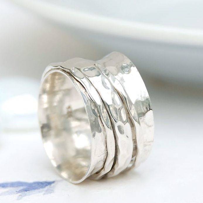 Ladies chunky best sale silver rings