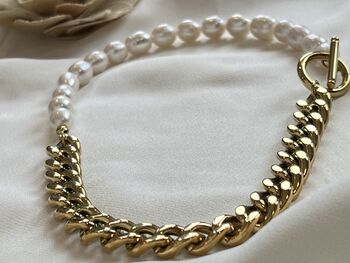 'Dakila' Distinguished Bold Pearls Necklace, 7 of 12