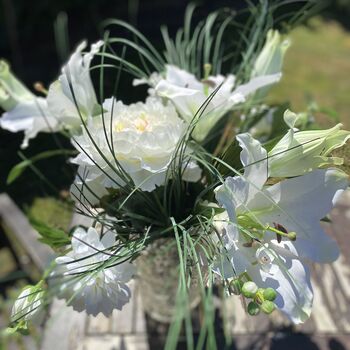 White Lily Gift Bouquet, 2 of 10