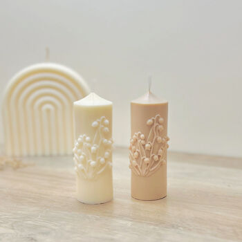 Minimalist Floral Wedding Candles, 5 of 7
