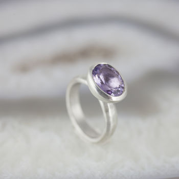 Oval Lavender Amethsyt Stone Set Ring, 4 of 6