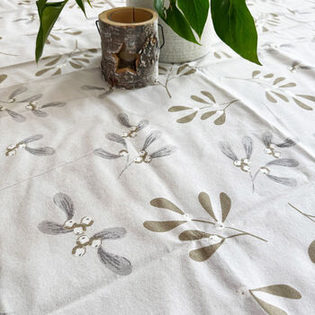 Mistletoe Luxury Table Paper Fibre Cover Christmas Winter Table, 4 of 6