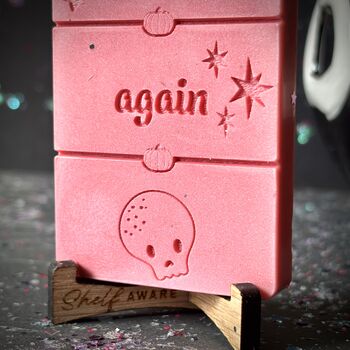 Halloween Gift | Book Lover Wax Melt Bar | Fell For The Villain, 2 of 3