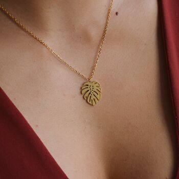 18 K Gold Monstera Leaf Pendant Necklace, 3 of 6