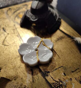 White Kintsugi Incense Holder, 2 of 4