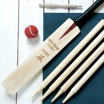 Personalised Family Cricket Set, 2 of 2