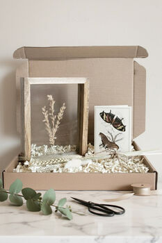 Luxury Botanical Dried Flower And Home Christmas Gift Set, 6 of 8