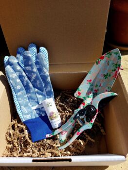 Wildflower And Rose Floral Gift Set, 4 of 8