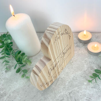 Personalised Wooden Wreath Memorial Freestanding Heart, 4 of 5