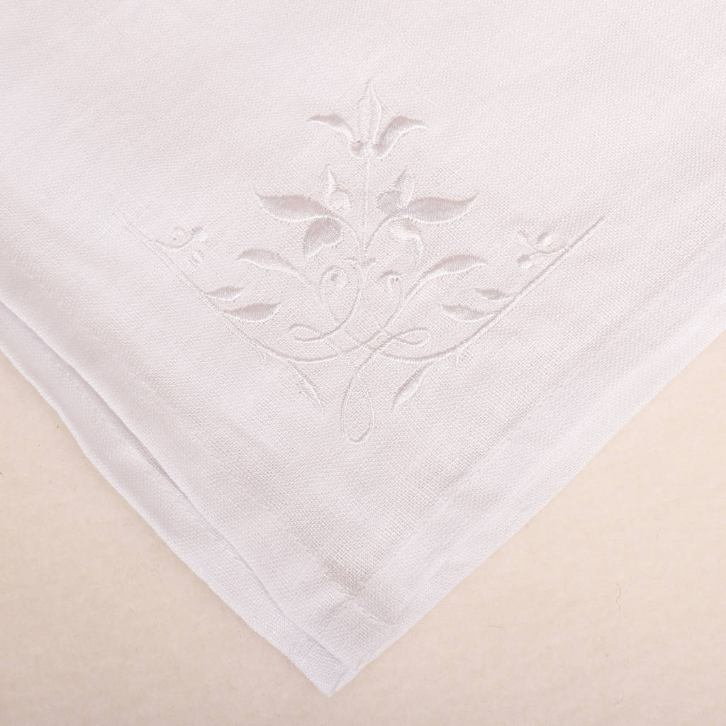 Embroidered Vines And Leaves Cloth Napkin Selection By Dibor ...