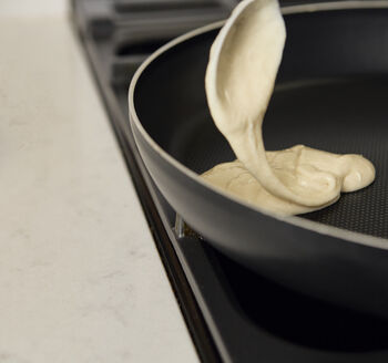 Fluffy American Style Classic Pancake Mix, 4 of 5