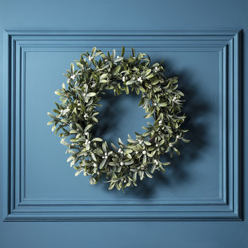 Frosted Mistletoe Artificial Christmas Wreath, 2 of 4