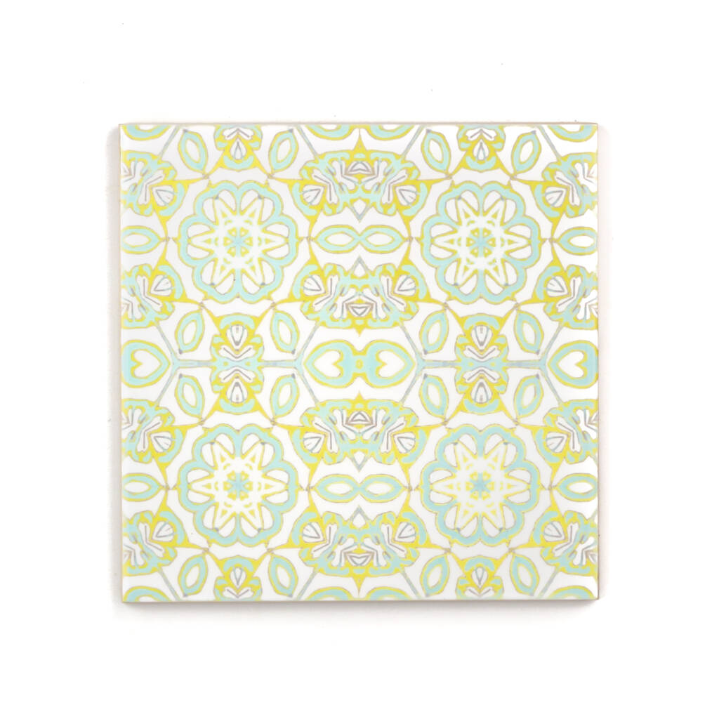‘Elizabethan’ Cream Yellow Blue Tiles, 1 of 7