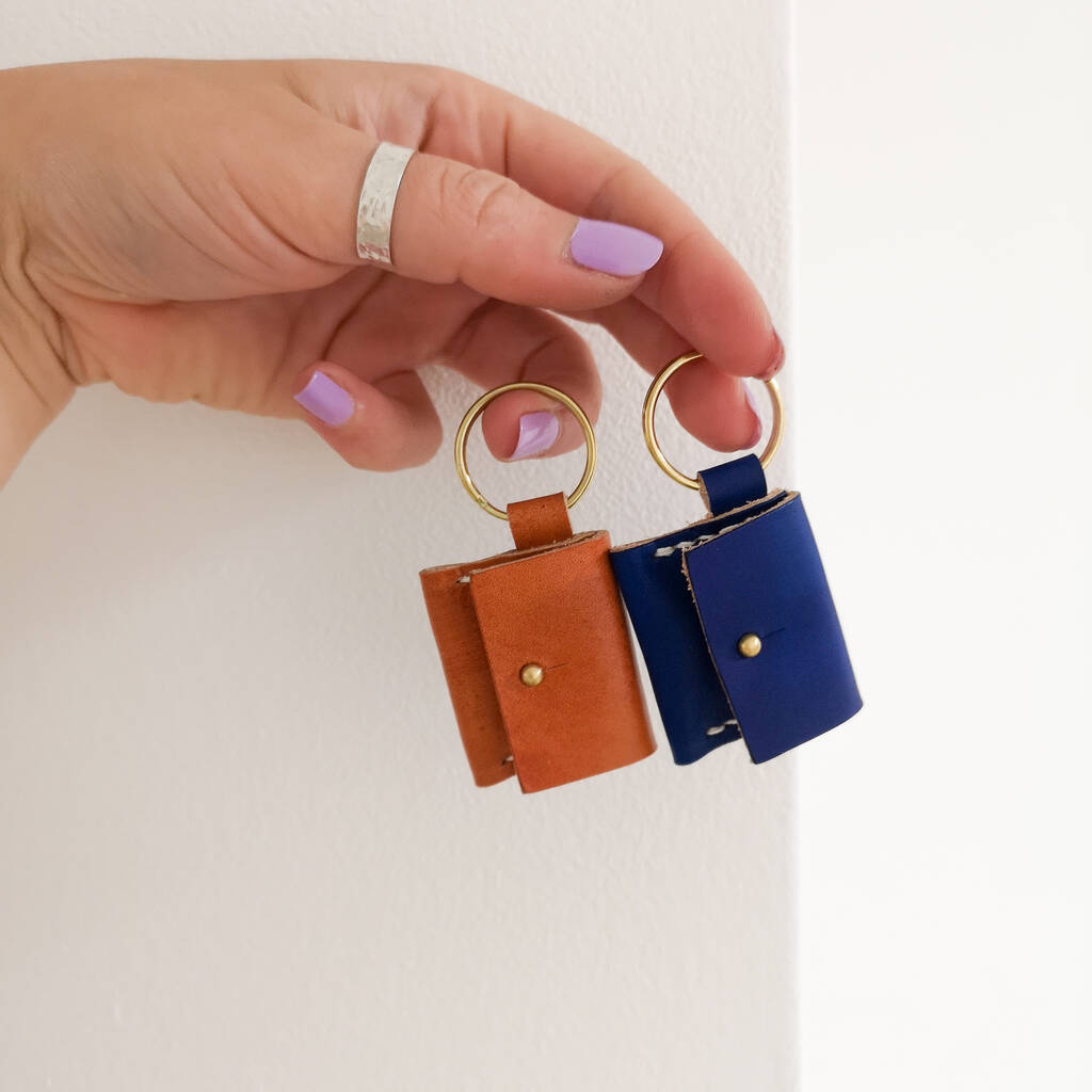 Cottontail Mini Keychain - Bronze | Ethically Made Bag Accessories | GUNAS  – Gunas New York