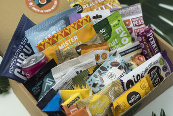 Christmas Special – All Vegetarian Snack Box, 3 of 8