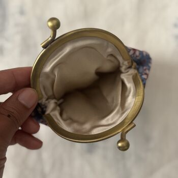 Kiss Lock Coin Purse, 7 of 8