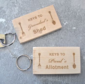 Personalised Wooden Shed Keyring, 2 of 4