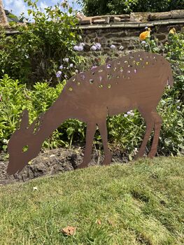 Deer Christmas Garden Decoration , Statue , Feature , Ornament, 7 of 9