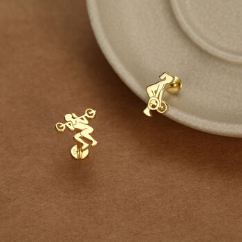 Sterling Silver Powerlifting 16 G Mismatched Flat Back Labret Earrings, 3 of 12