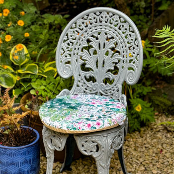 Circular Garden Outdoor Seat Pads Cottage Garden White, 5 of 5