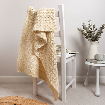 Hug Me Blanket Beginner Crochet Kit, 5 of 10