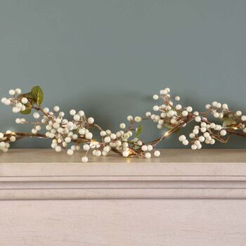 Winter Berries LED Staircase Garland, 4 of 5