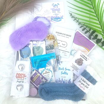Ultimate Cosy Night In Winter Warm Pamper Hamper, 5 of 9