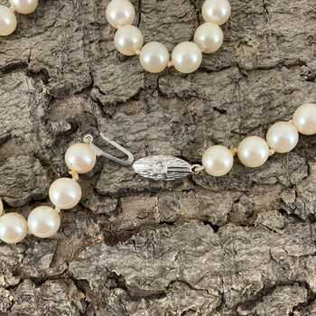 Vintage 18 Inch 8mm Faux Pearl Necklace / Silver Clasp, 5 of 6