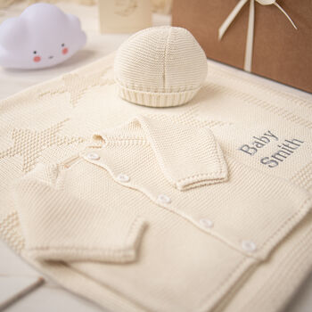 Unisex Baby Bubble Cream Knitted Gift Box, 3 of 12