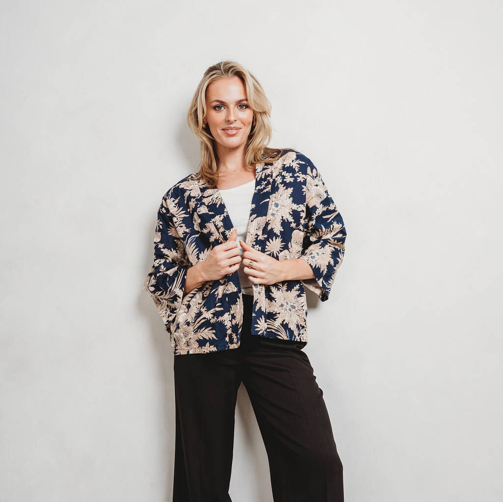 Serendipty Kimono Short Midnight Blossom, 1 of 2