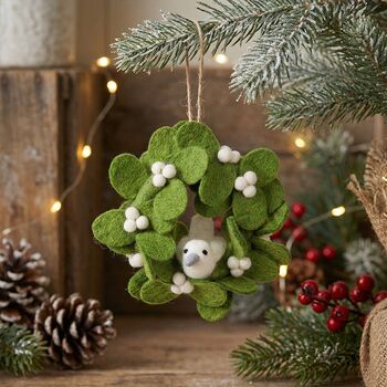 Handmade Felt Christmas Mistletoe Mini Wreath With Dove, 4 of 4