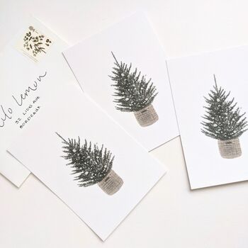 'Simple Christmas Tree' Pack Of Six Flat Notecards, 3 of 5