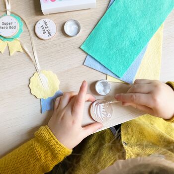 Personalised Father's Day Award Medals Craft Kit, 10 of 12