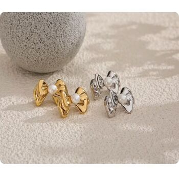 Monaco Ivory D’or Gold Pearl Charm Ribbon Earrings, 3 of 4