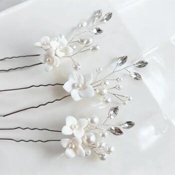 White Flower Bridal Hair Pin Set, 2 of 3