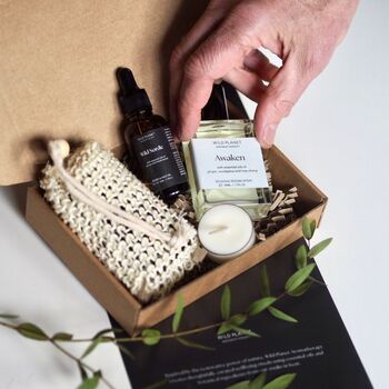 Nordic Reset Men’s Self Care Aromatherapy Gift Set, 3 of 11