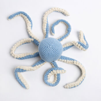 Aria The Octopus Intermediate Crochet Kit, 4 of 9