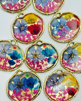 Pressed Flowers Round Pendant Necklace Small Hand Made, 4 of 12