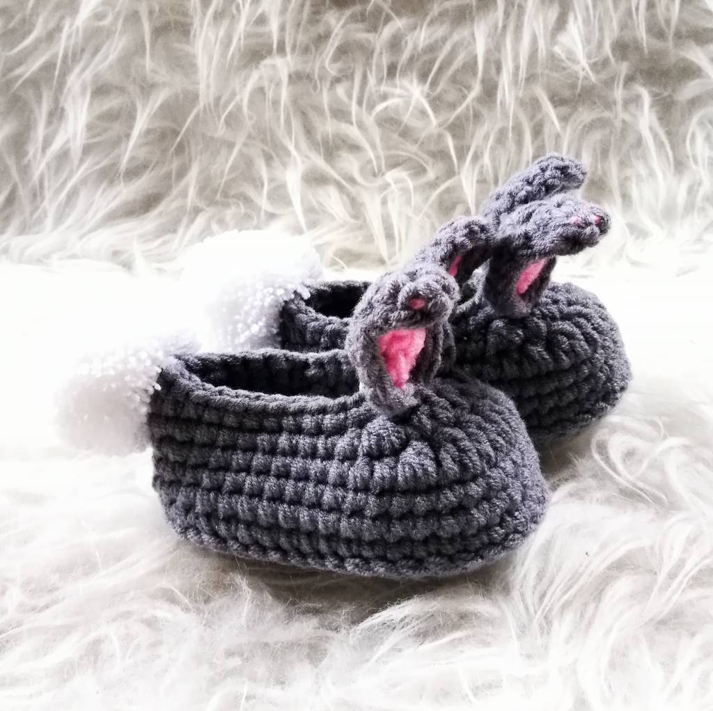 crochet bunny booties by willieratbag