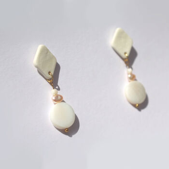 White Porcelain Diamond Shape Earrings With Pearls, 3 of 3