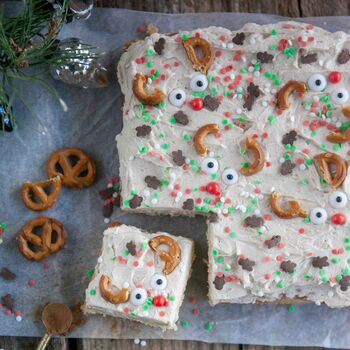 Festive Traybake Baking Kit, 2 of 5