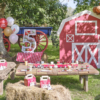 Tractor And Trailer Farm Party Treat Sandwich Stand, 4 of 5