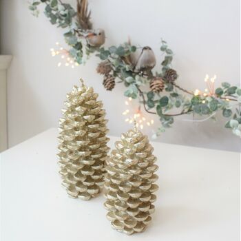 Pinecone Christmas Candle, 3 of 7