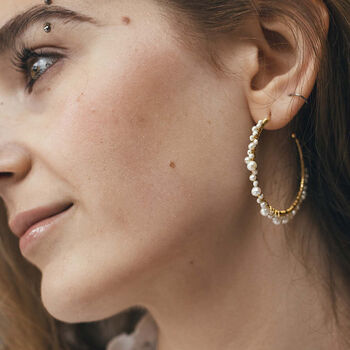 Isla Pearl Hoops, 4 of 8