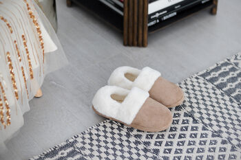 Snug Toes Women's Heated Slippers Brown, 4 of 7