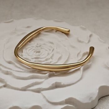 Organically Shaped Bangle Gold, 4 of 7