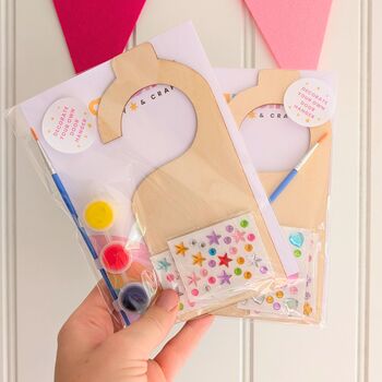 Decorate Your Own Door Hanger Craft Kit, 2 of 4