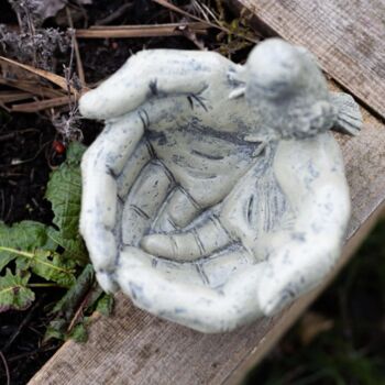 Garden Bird Feeder Decorative Stone Bath Novelty Hands, 2 of 10